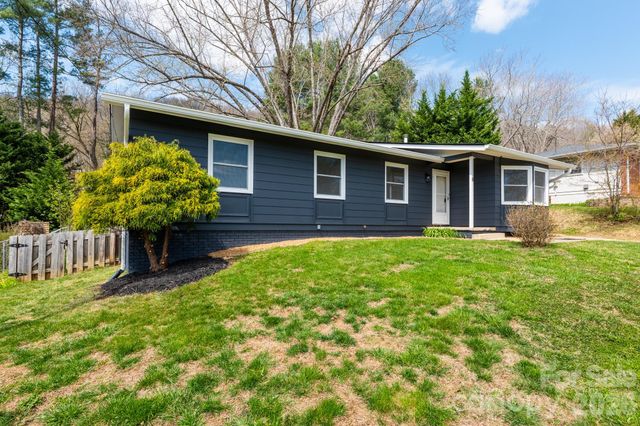8 Hillview Road, Asheville, NC 28805