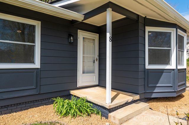 8 Hillview Road, Asheville, NC 28805