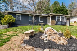 8 Hillview Road, Asheville, NC 28805