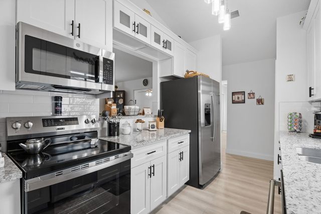 3822 SE Canvas Back Place, Stuart, FL 34997