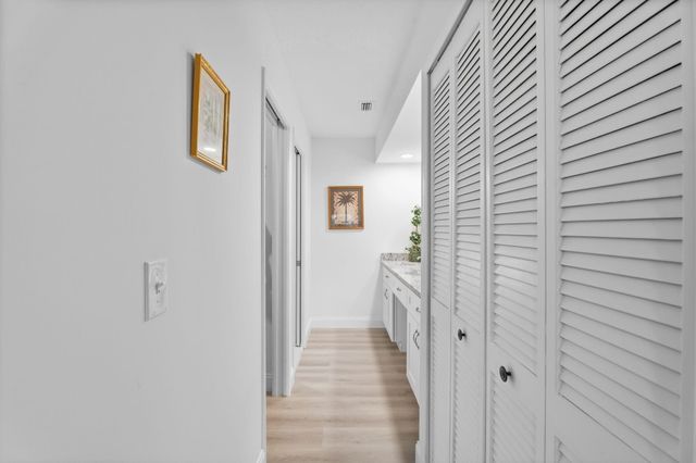 3822 SE Canvas Back Place, Stuart, FL 34997