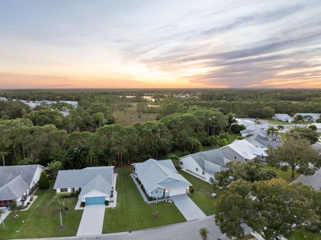 3822 SE Canvas Back Place, Stuart, FL 34997