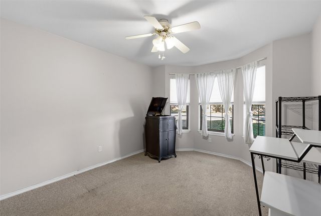 202 Bosque Street, Glen Rose, TX 76043