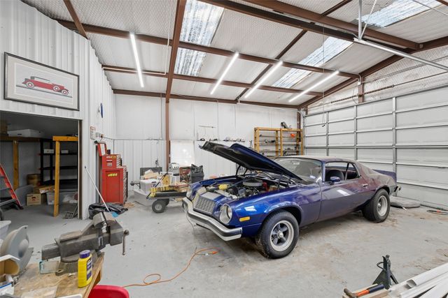 202 Bosque Street, Glen Rose, TX 76043