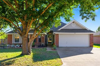 202 Bosque Street, Glen Rose, TX 76043