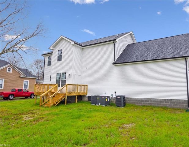 6322 Whaleyville BLVD, Suffolk, VA 23438