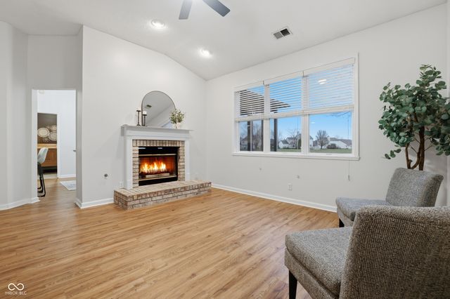 19476 Amber Way, Noblesville, IN 46060