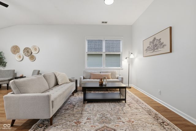 19476 Amber Way, Noblesville, IN 46060