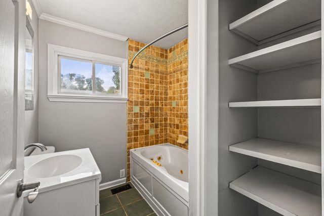 1116 Edwin Lane, Chattanooga, TN 37412