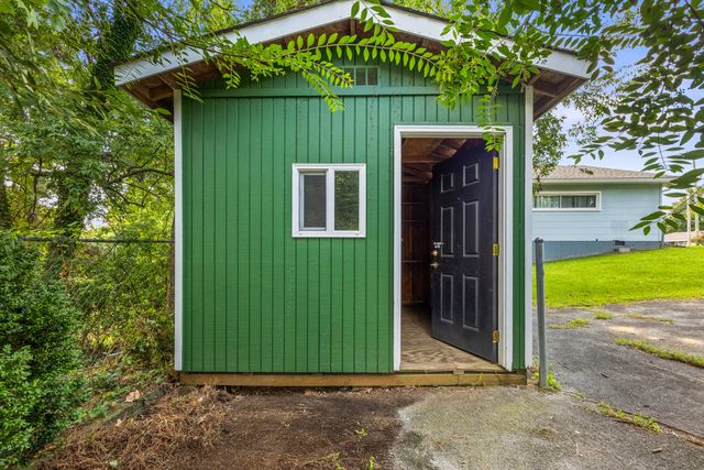 1116 Edwin Lane, Chattanooga, TN 37412