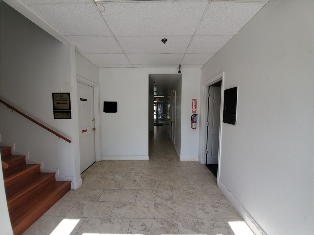 3435 Highland Road 115, Dallas, TX 75228