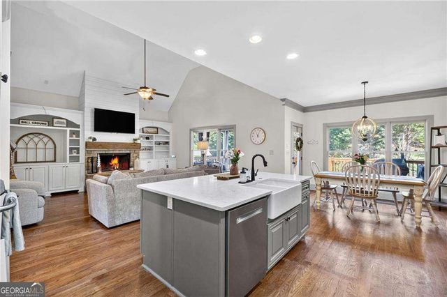 8670 Gilmer Fort, Ball Ground, GA 30107