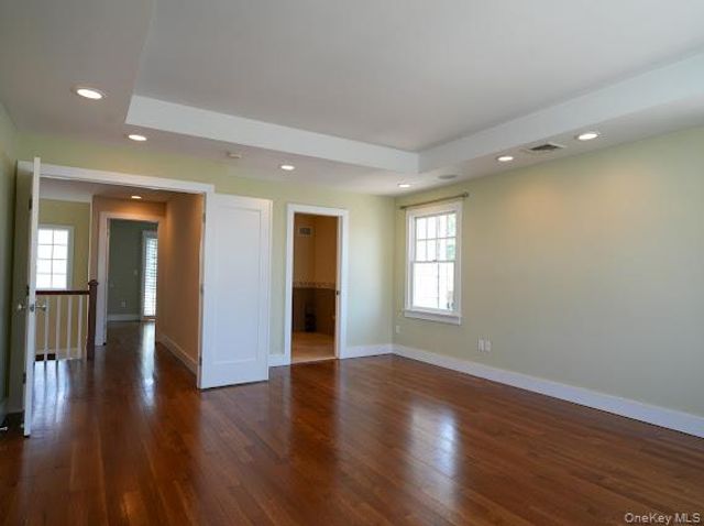 3 Pennsylvania Court, Long Beach, NY 11561