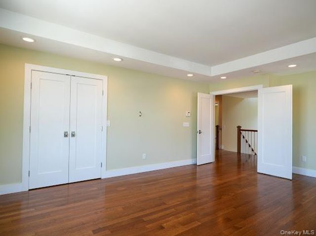 3 Pennsylvania Court, Long Beach, NY 11561