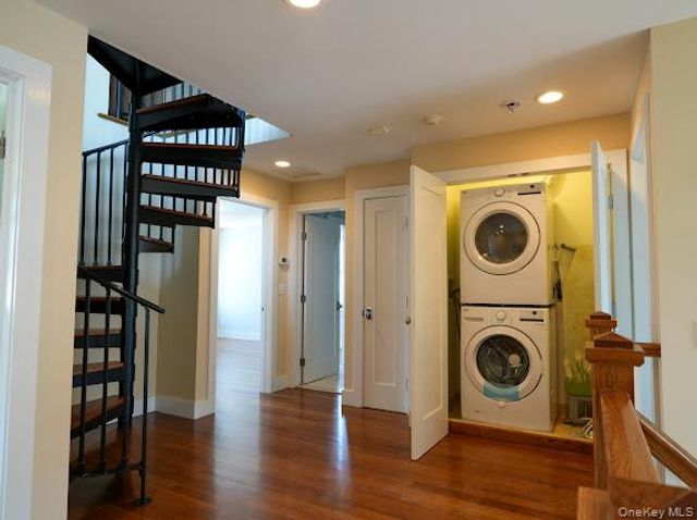 3 Pennsylvania Court, Long Beach, NY 11561
