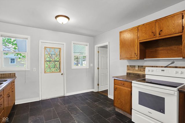 1610 S F Street, Elwood, IN 46036