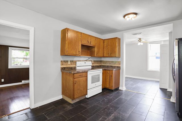 1610 S F Street, Elwood, IN 46036