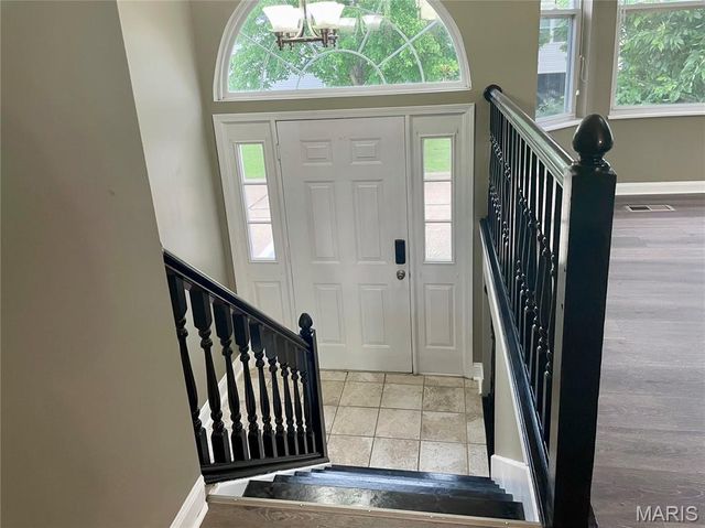 3060 Laurel Village Circle, St Peters, MO 63376