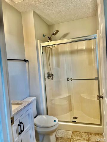 3060 Laurel Village Circle, St Peters, MO 63376
