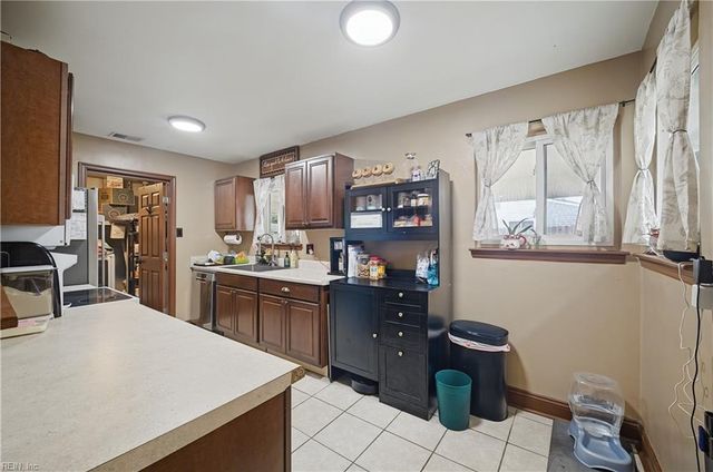772 De Laura LN, Virginia Beach, VA 23455
