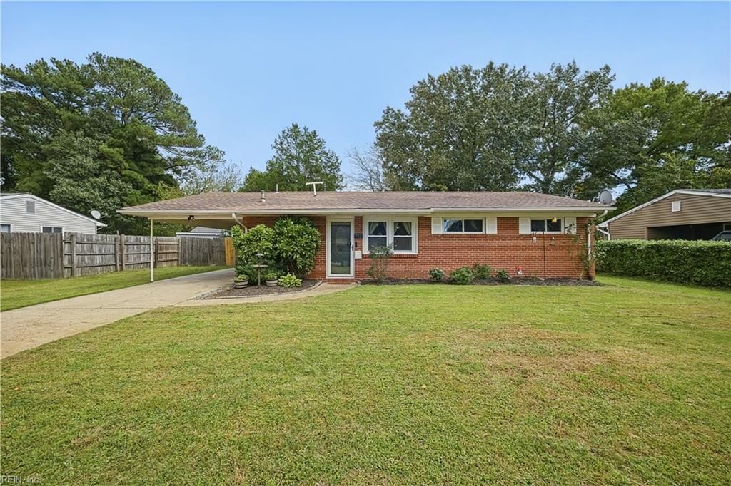 772 De Laura LN, Virginia Beach, VA 23455