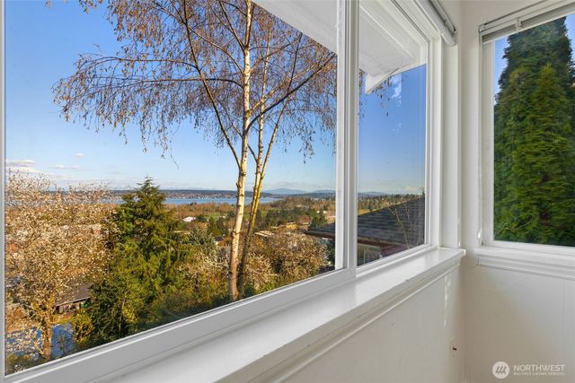 7508 56th Avenue NE, Seattle, WA 98115