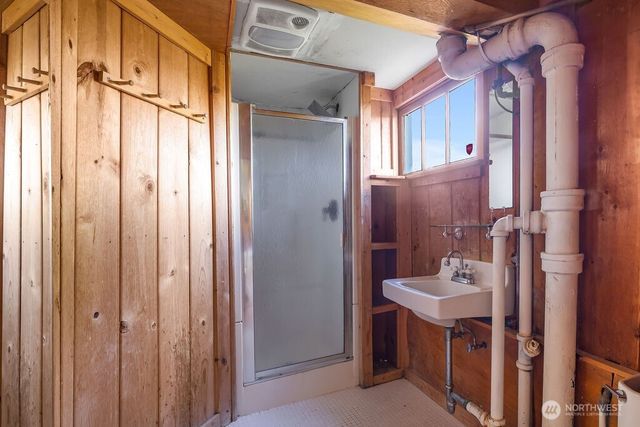 7508 56th Avenue NE, Seattle, WA 98115