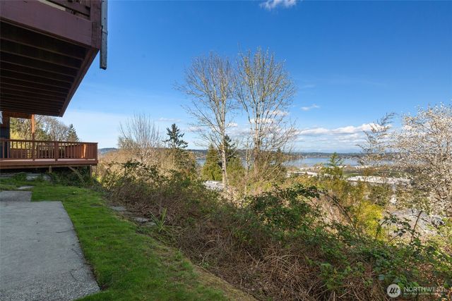 7508 56th Avenue NE, Seattle, WA 98115