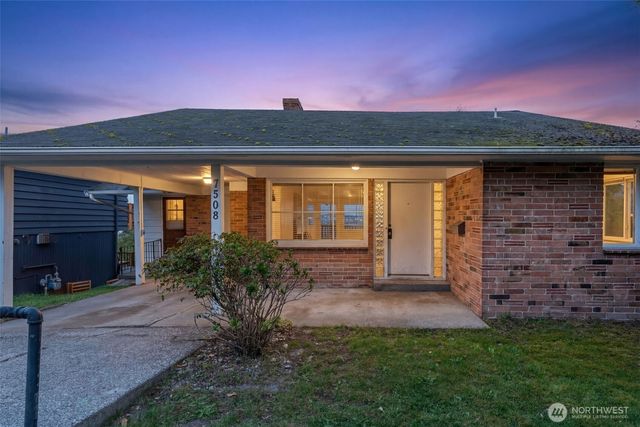 7508 56th Avenue NE, Seattle, WA 98115