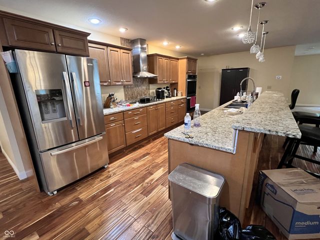 10023 Cedar Point Drive, Carmel, IN 46032