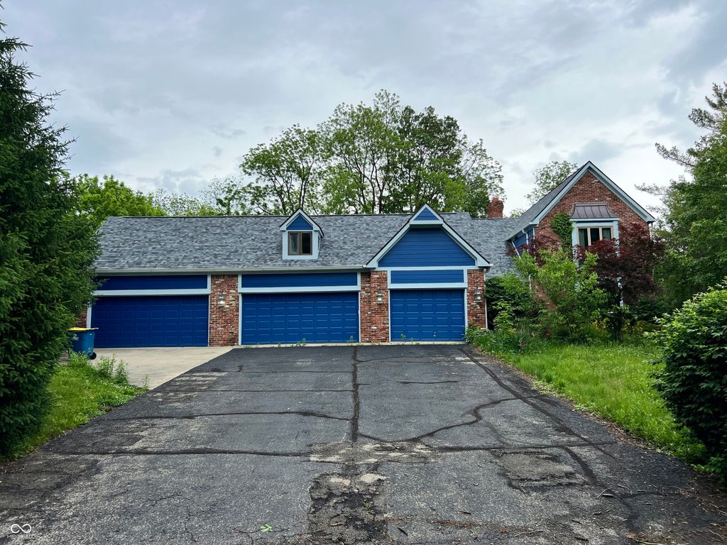 10023 Cedar Point Drive, Carmel, IN 46032