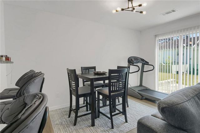 5356 Creekview Way, Ellenwood, GA 30294