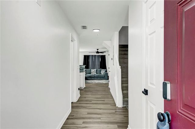 5356 Creekview Way, Ellenwood, GA 30294