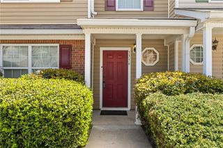 5356 Creekview Way, Ellenwood, GA 30294