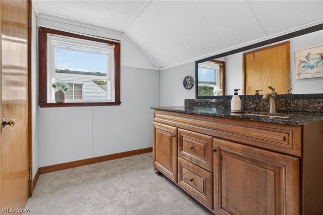 4740 Silverdale Road, North Olmsted, OH 44070