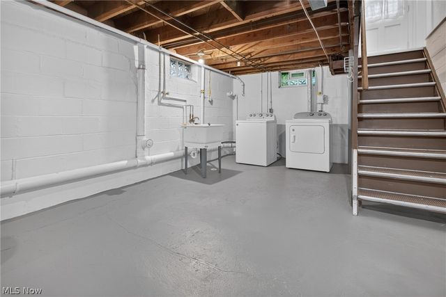 4740 Silverdale Road, North Olmsted, OH 44070