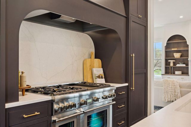 4717 Meadow Road, Edina, MN 55424