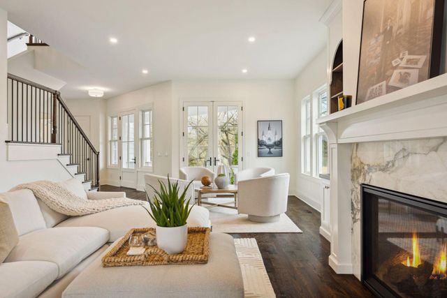 4717 Meadow Road, Edina, MN 55424