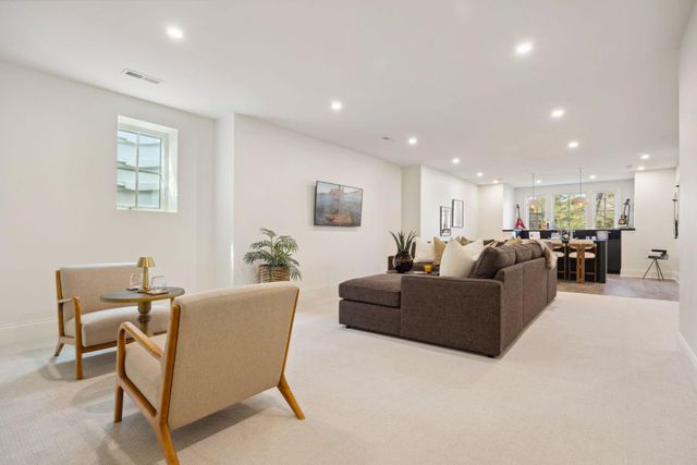 4717 Meadow Road, Edina, MN 55424