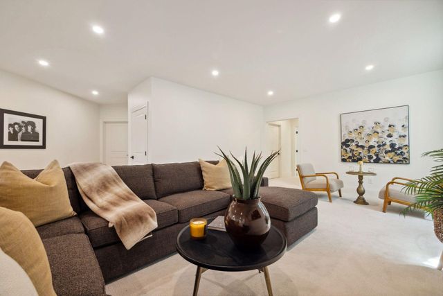 4717 Meadow Road, Edina, MN 55424