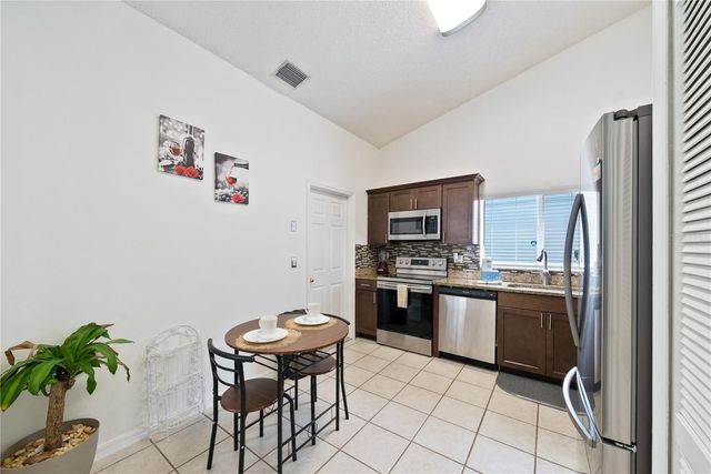 3016 BLOOMSBURY DRIVE, Kissimmee, FL 34747