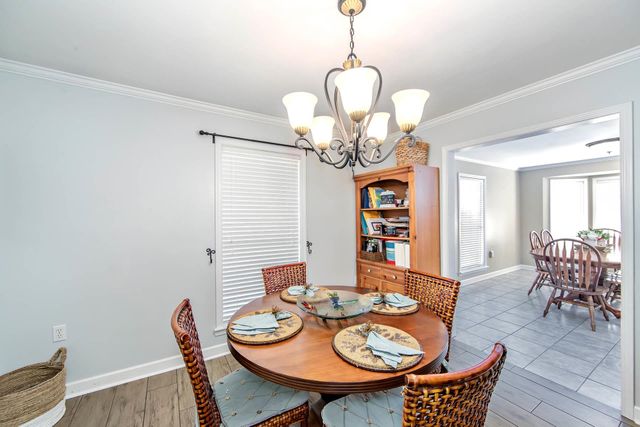 220 Ouiski Bayou Drive, Houma, LA 70360