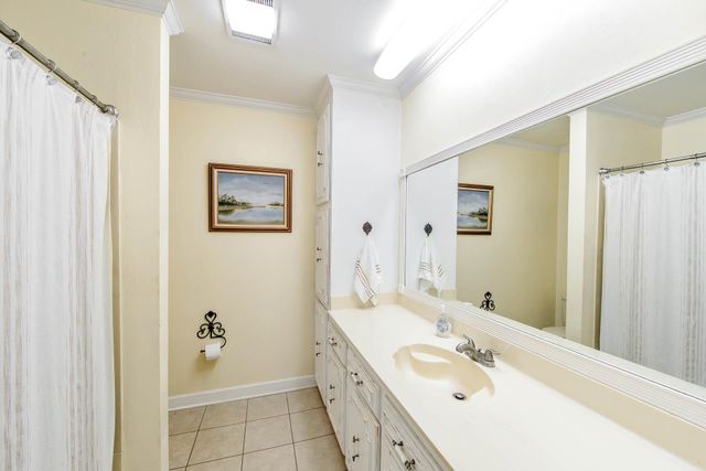 220 Ouiski Bayou Drive, Houma, LA 70360