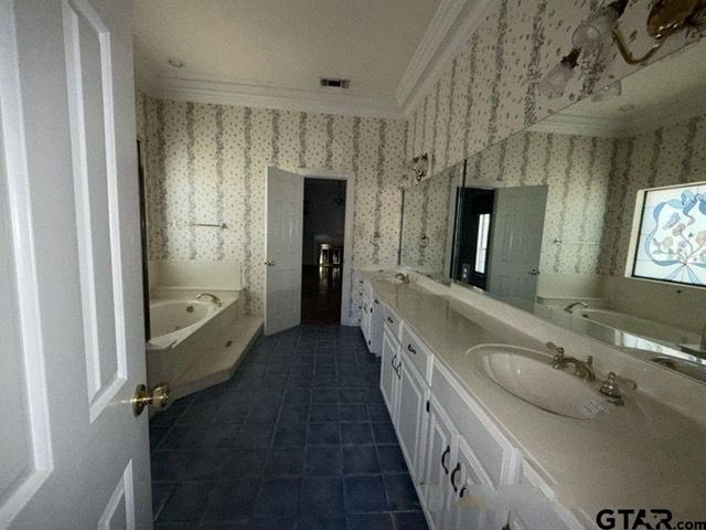 1606 Woodlands, Tyler, TX 75703