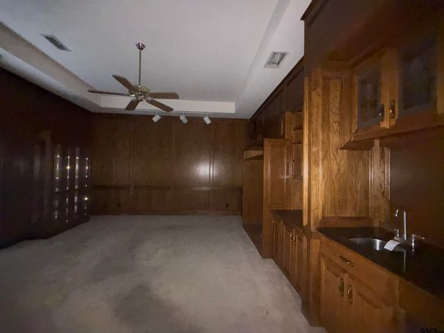 1606 Woodlands, Tyler, TX 75703