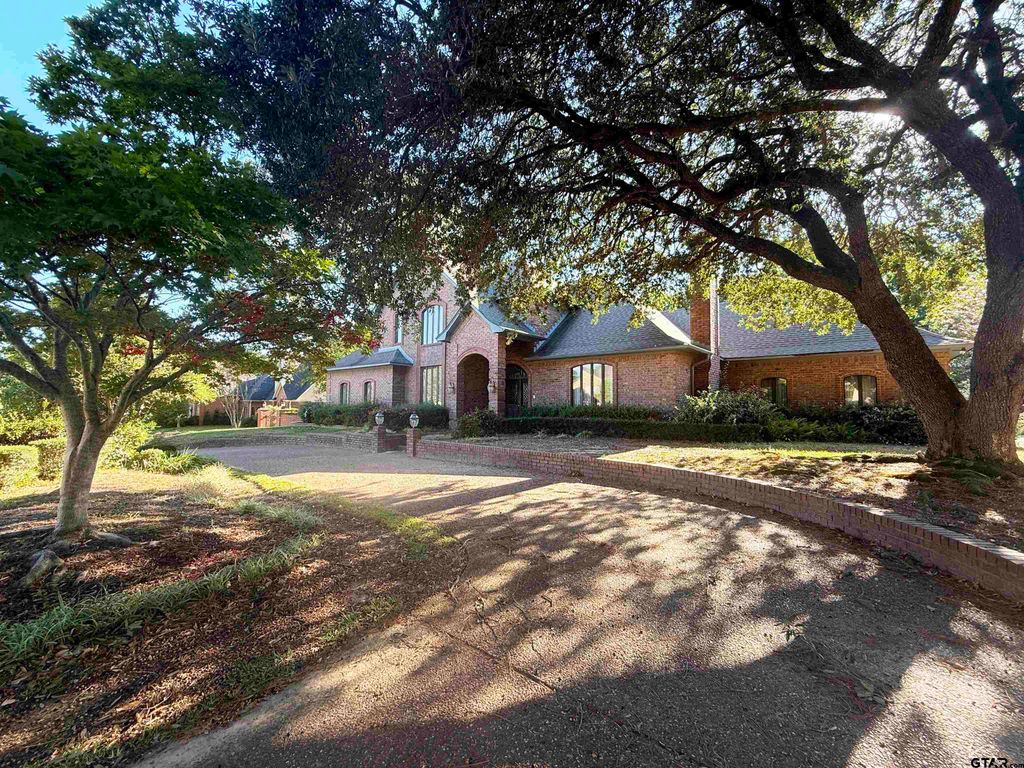 1606 Woodlands, Tyler, TX 75703