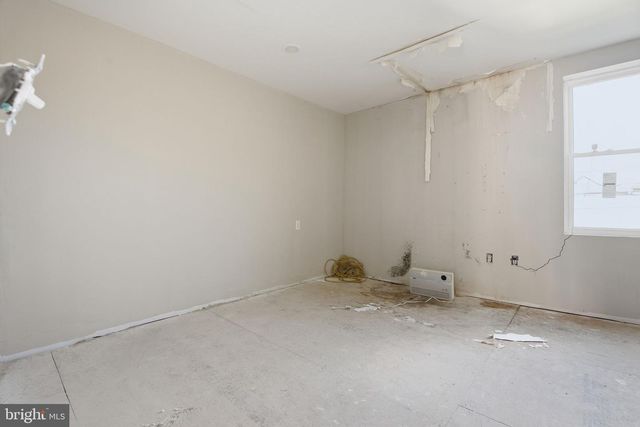 1328 N CAREY ST, Baltimore, MD 21217