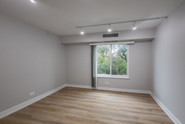 1415 E Central Road 315B, Arlington Heights, IL 60005