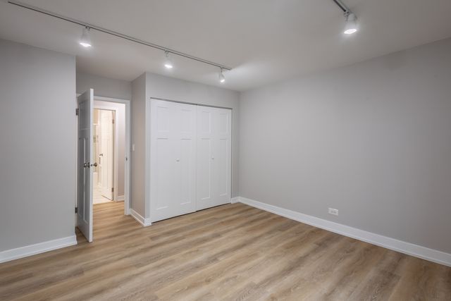 1415 E Central Road 315B, Arlington Heights, IL 60005