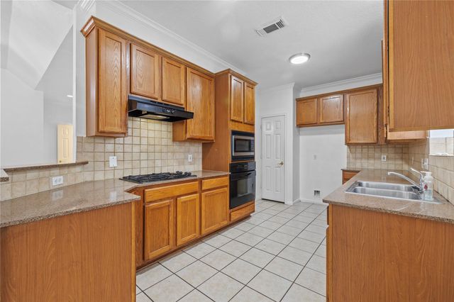 2106 Hawks Road, Missouri City, TX 77489